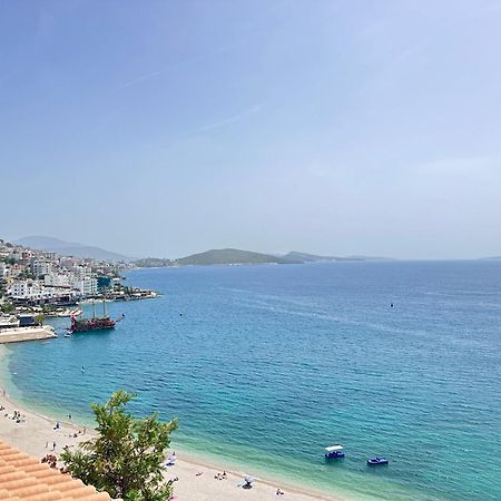 Tini Sea View Apartment Sarandë Eksteriør billede