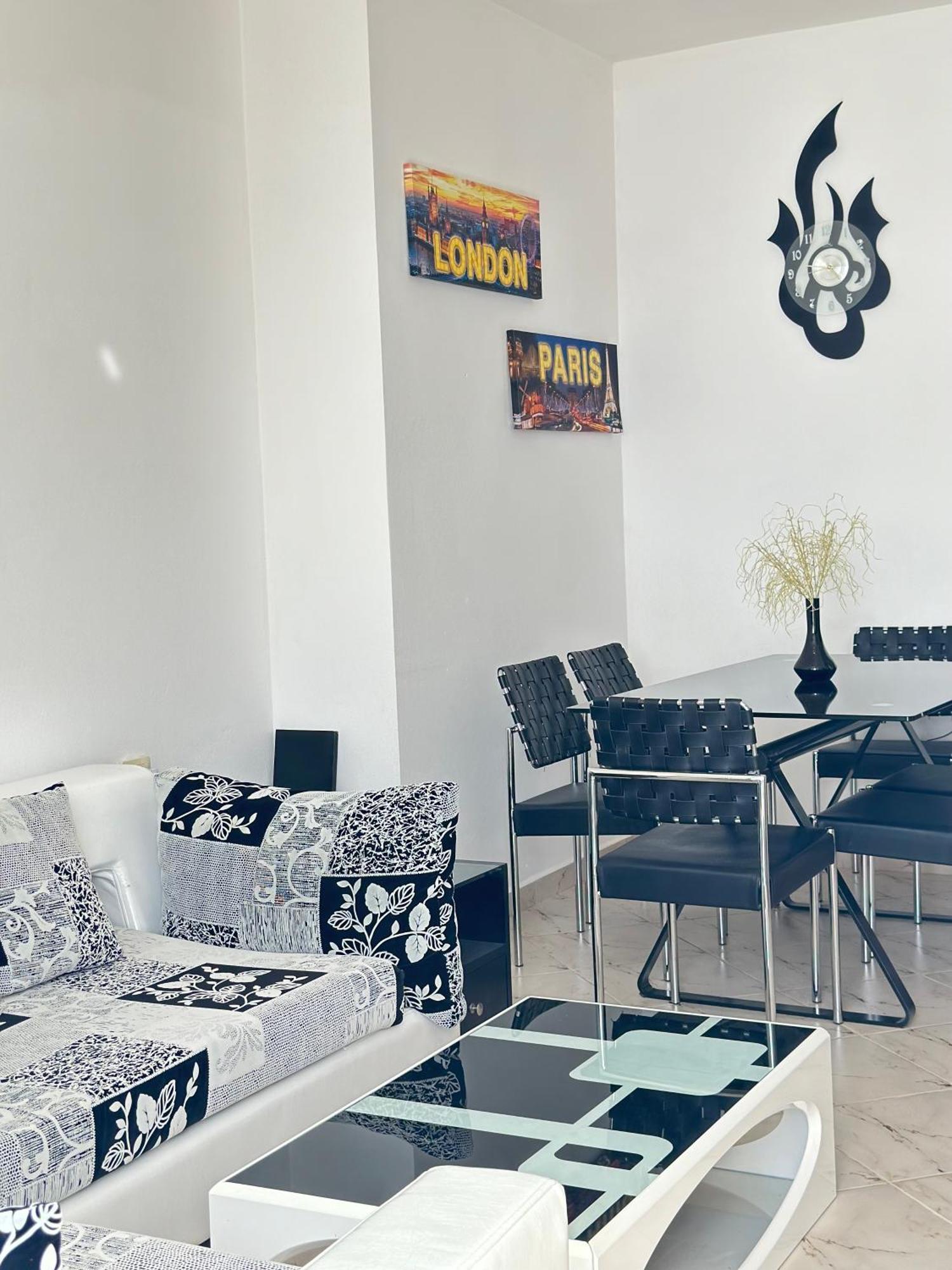 Tini Sea View Apartment Sarandë Eksteriør billede